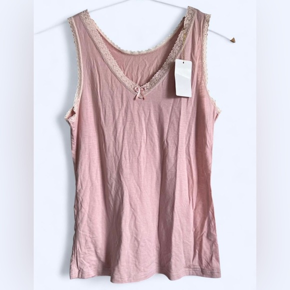 Light Pink Feminine Girlie Girl Lace Trim Bow Detail Sleeveless Tank Top - Picture 1 of 4